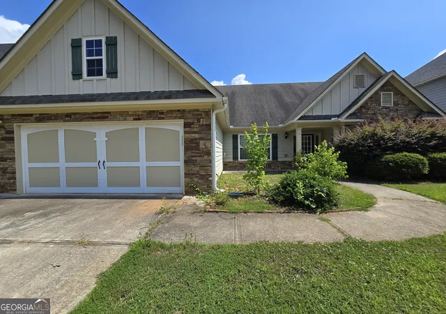 Photo 2 of Single family home for sale at 3464 Pinegate Trl, Snellville, GA 30039 | MLS# 10788786 | Listing updated on 2026-08-28