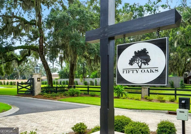 31st image of 147 Fifty Oaks Ln, St. Simons, GA 31522 | MLS# 10596350