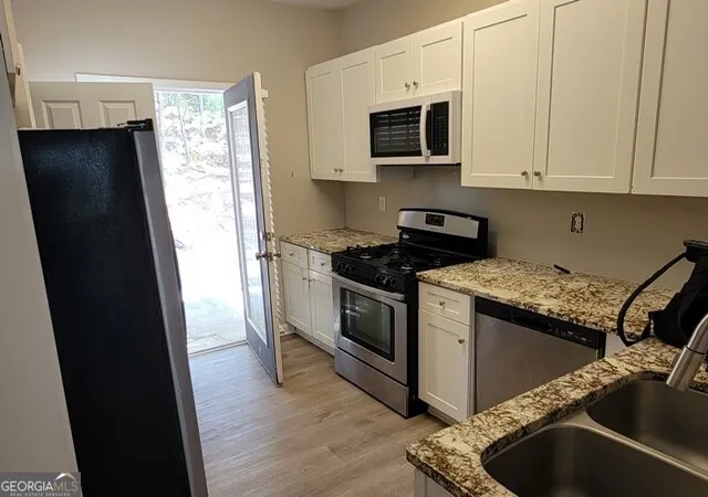 3rd image of 165 Riverstone Commons Cir, Canton, GA 30114 | MLS# 10810031
