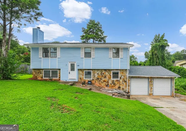 Photo 2 of Single family home for sale at 1163 To Lani Farm Rd, Stone Mountain, GA 30083 | MLS# 10815187 | Listing updated on 2026-08-31