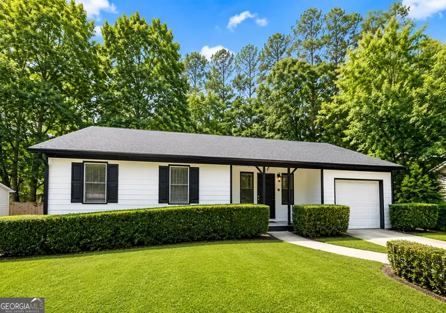 Photo 4 of Single family home for sale at 2290 Bankstone Dr SW, Marietta, GA 30064 | MLS# 10784692 | Listing updated on 2026-08-08