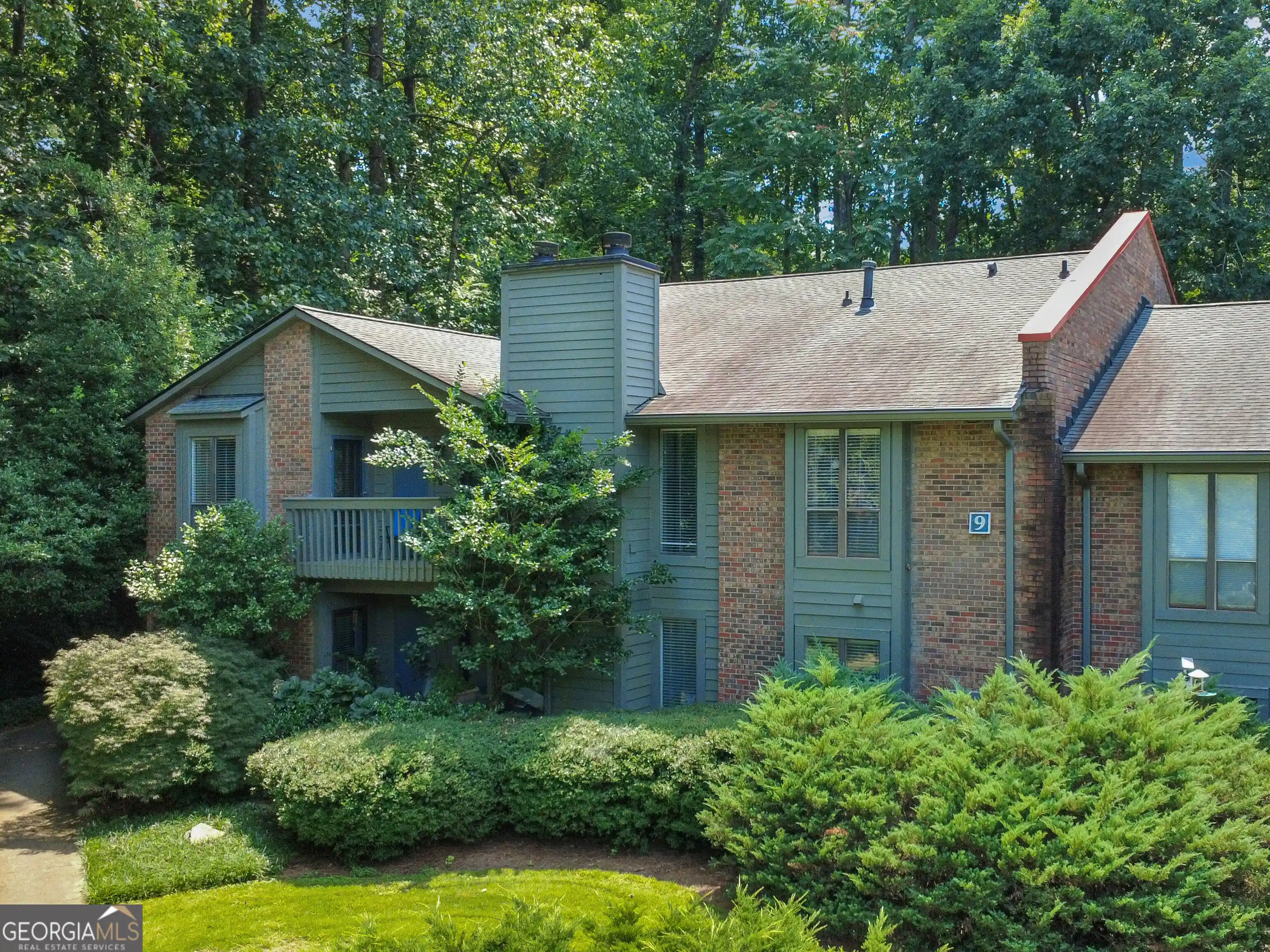 Listing Photo 1 - Condo for sale in 903 Tuxworth Cir located at 903 Tuxworth Cir, Decatur, GA 30033 - Unit 903 Tuxworth Cir
