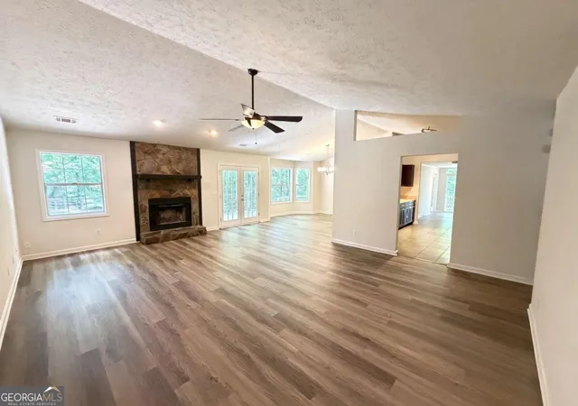 Photo 3 of Single family home for sale at 1121 Canvas Back Dr, Woodstock, GA 30189 | MLS# 10766552 | Listing updated on 2026-08-30