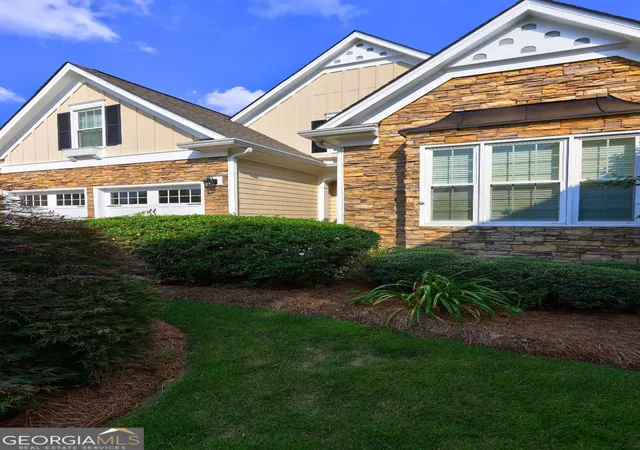 Photo 3 of Single family home for sale at 490 Grand Teton Cir, Fayetteville, GA 30215 | MLS# 10794305 | Listing updated on 2026-08-09