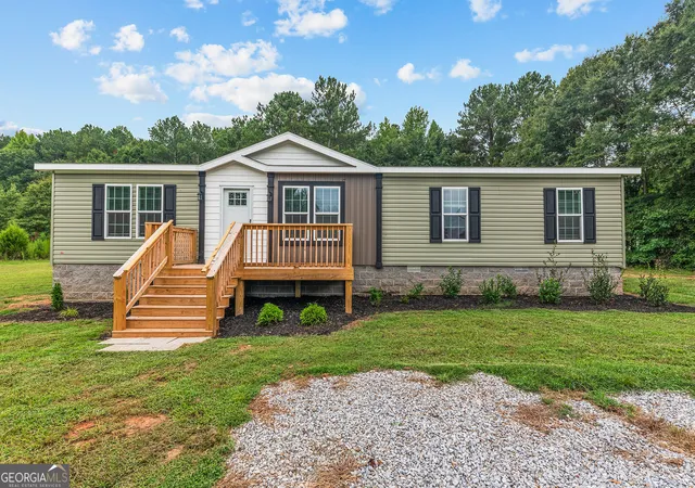 Photo 1 of Sale Pending at 2425 Hardman Morris Rd, Colbert, GA 30628 | MLS# 10828205 | Listing updated on 2026-09-09