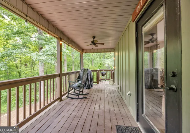 Photo 4 of Single family home for sale at 302 Gumlog Dr, Lavonia, GA 30553 | MLS# 10772764 | Listing updated on 2026-09-04
