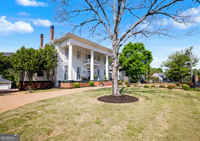3rd image of 141 Greenville St, Newnan, GA 30263 | MLS# 10733355