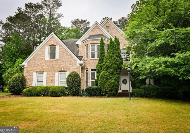 Photo 1 of Single family home for sale at 2692 Dunmoore Dr, Snellville, GA 30078 | MLS# 10754932 | Listing updated on 2026-07-04