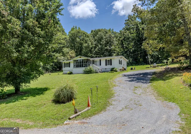 Homes for sale in Cedartown, GA | 35 Harris Loop, Cedartown, GA 30125 | MLS# 10562505