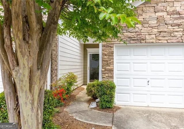 2nd image of 124 Flatwood Trl, Marietta, GA 30066 | MLS# 10755235