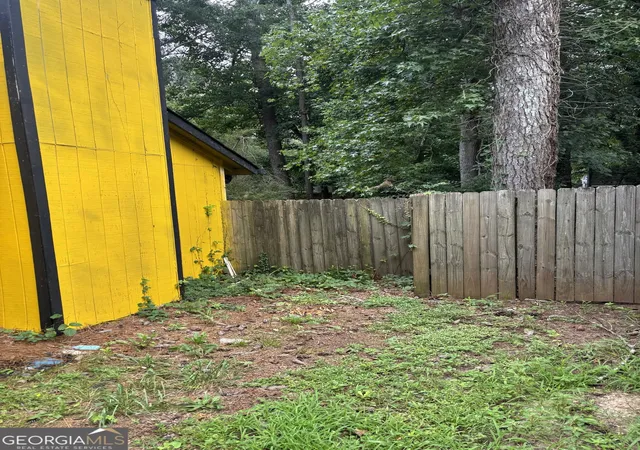 Photo 2 of Single family home for sale at 1036 Mainstreet Lake Dr, Stone Mountain, GA 30088 | MLS# 10808528 | Listing updated on 2026-09-19