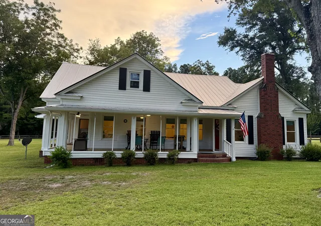 Single family home for sale at 1693 Burtons Ferry Hwy, Sylvania, GA 30467 | MLS# 10809081