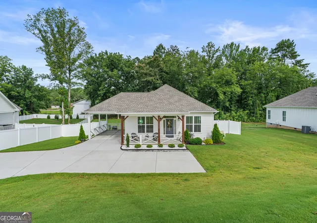 1st image of 230 Campbell St, Cleveland, GA 30528 | MLS# 10805973