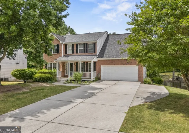 2nd image of 978 Shannon Rd Sw, Loganville, GA 30052 | MLS# 10759579