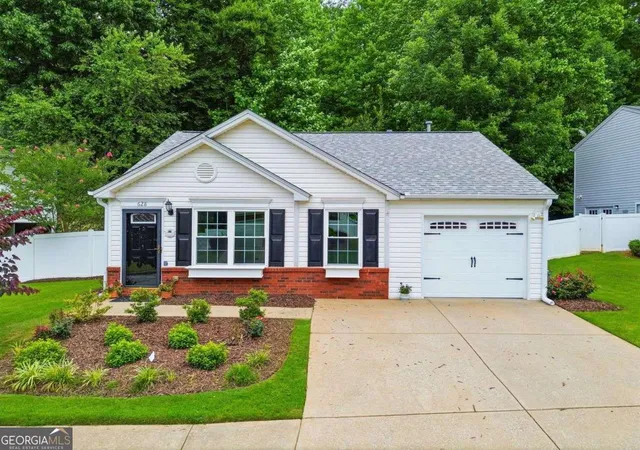 Photo 1 of Single family home for sale at 628 Spanish Oak Dr, Acworth, GA 30102 | MLS# 10788203 | Listing updated on 2026-07-02