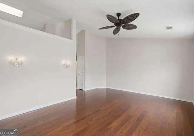 Photo 4 of Single family home for sale at 628 Spanish Oak Dr, Acworth, GA 30102 | MLS# 10788203 | Listing updated on 2026-07-02