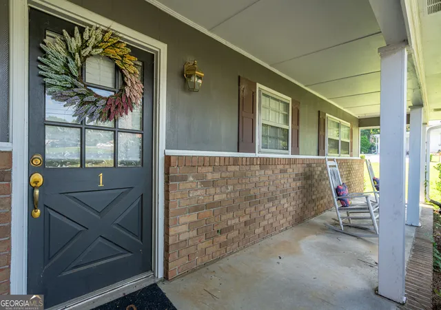 Photo 3 of Single family home for sale at 1 Westlyn Dr Sw, Rome, GA 30165 | MLS# 10827163 | Listing updated on 2026-09-19