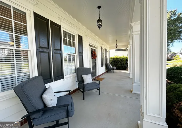 Photo 3 of Sale Pending at 5337 Cabot Creek Dr, Buford, GA 30518 | MLS# 10761914 | Listing updated on 2026-09-16