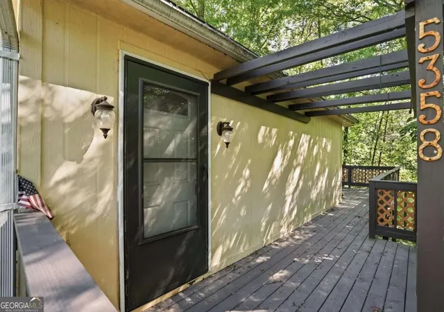 Photo 2 of Single family home for sale at 5358 Chigger Hl Cir, Gainesville, GA 30506 | MLS# 10802311 | Listing updated on 2026-10-08