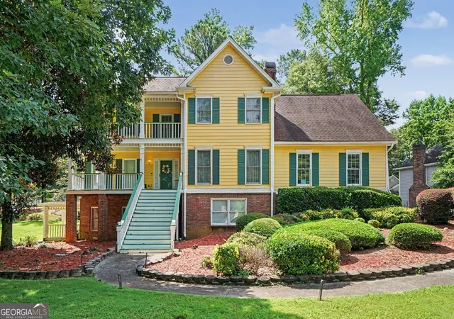 Photo 2 of Single family home for sale at 7336 Waters Edge Dr, Stone Mountain, GA 30087 | MLS# 10804556 | Listing updated on 2026-08-02