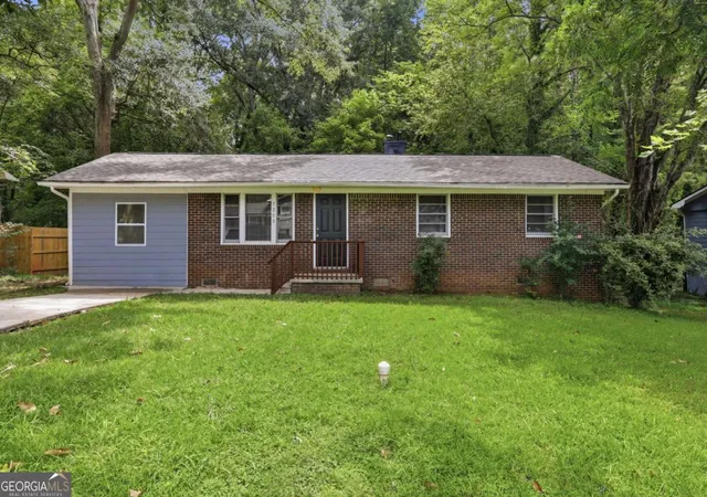 Photo 2 of Single family home for sale at 3200 Belfort Rd Se, Atlanta, GA 30354 | MLS# 10821517 | Listing updated on 2026-09-20