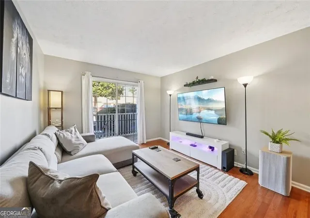 4th image of 3115 Seven Pines Ct #207, Atlanta, GA 30339 | MLS# 10805963