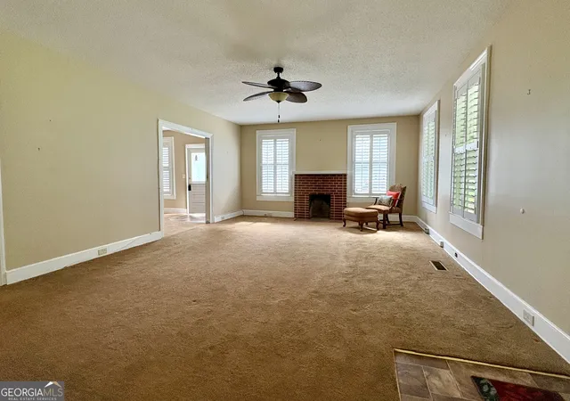Photo 3 of Single family home for sale at 205 White Rd, Byron, GA 31008 | MLS# 10693989 | Listing updated on 2026-08-21