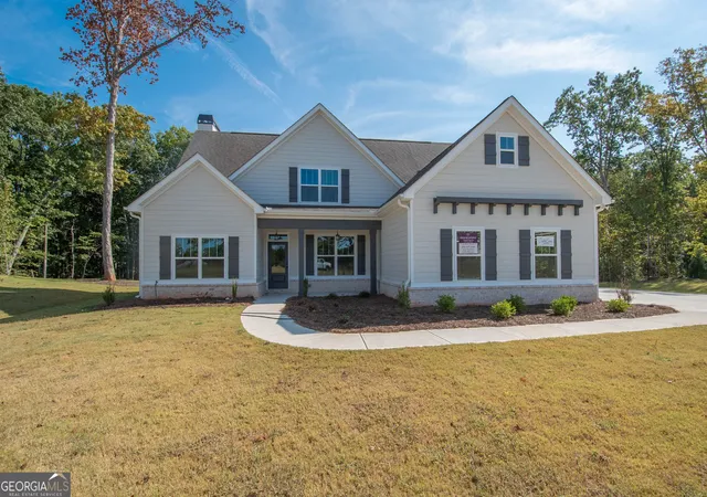 1st image of 17 Hedge Ct, Newnan, GA 30263 | MLS# 10732956
