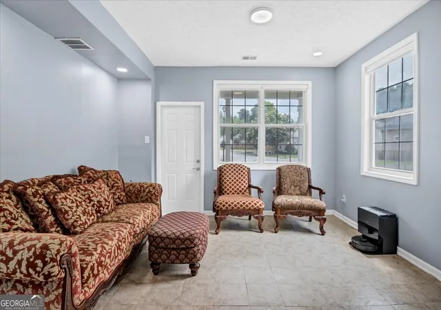 Photo 3 of Single family home for sale at 141 Windcroft Cir, Acworth, GA 30101 | MLS# 10801077 | Listing updated on 2026-10-29