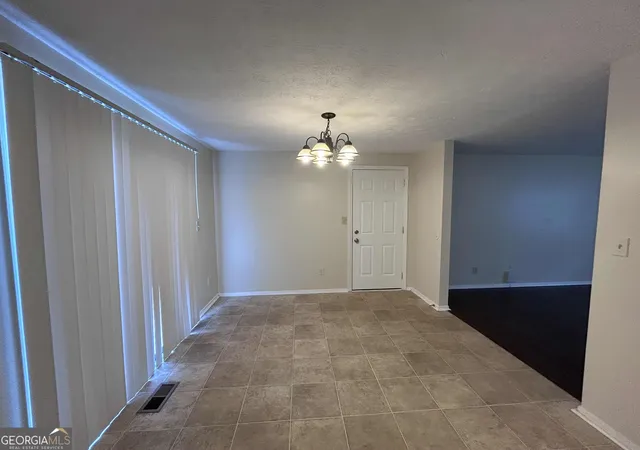 5th image of 3009 Boring Ridge Dr, Decatur, GA 30034 | MLS# 10771752