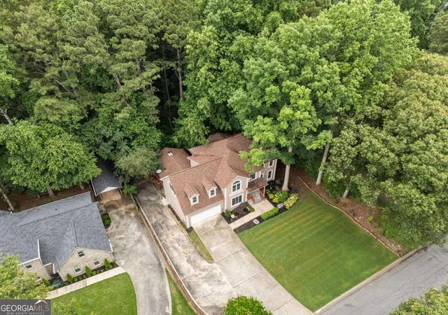 3rd image of 5954 Henley Dr, Powder Springs, GA 30127 | MLS# 10789344