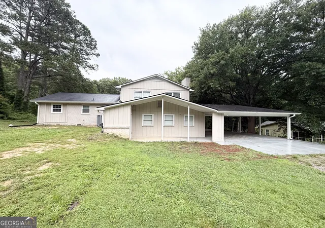 Photo 2 of Single family home for sale at 1165 Huey Rd, Douglasville, GA 30134 | MLS# 10786770 | Listing updated on 2026-07-09