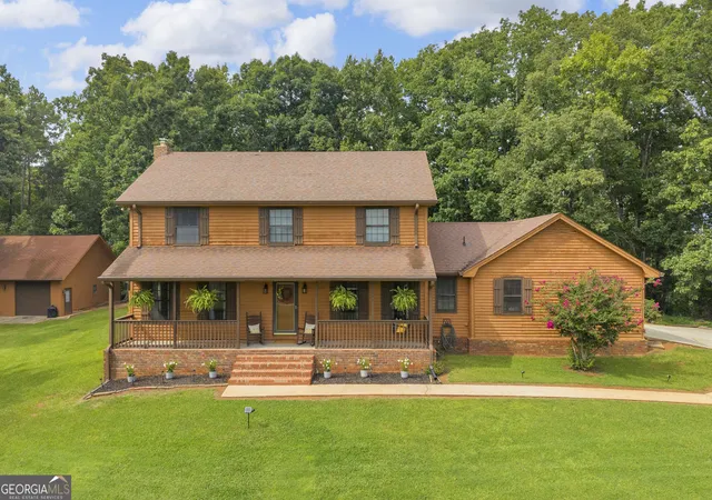 Photo 1 of Single family home for sale at 113 Cherokee Hills Ln, Toccoa, GA 30577 | MLS# 10835758 | Listing updated on 2026-09-08
