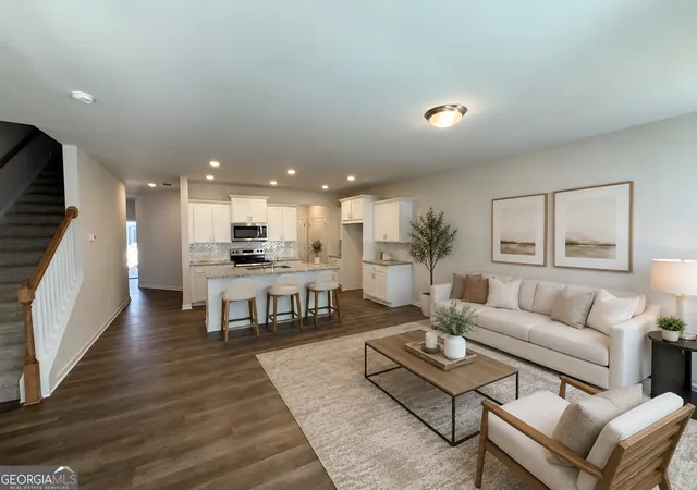 3rd image of 5151 Longview Run, Decatur, GA 30035 | MLS# 10778799