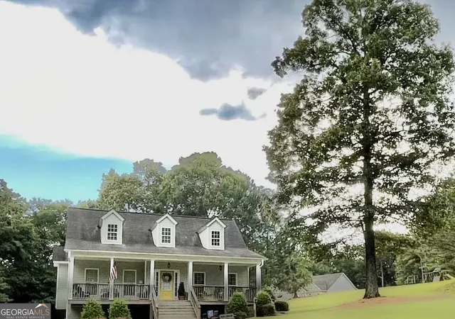 1st image of 102 Bridgewater Dr, Lagrange, GA 30240 | MLS# 10664314