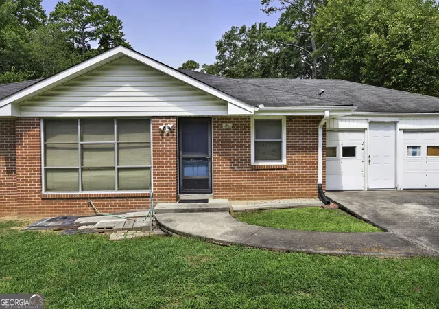 2nd image of 3130 Stratford Arms Dr, Atlanta, GA 30341 | MLS# 10831681
