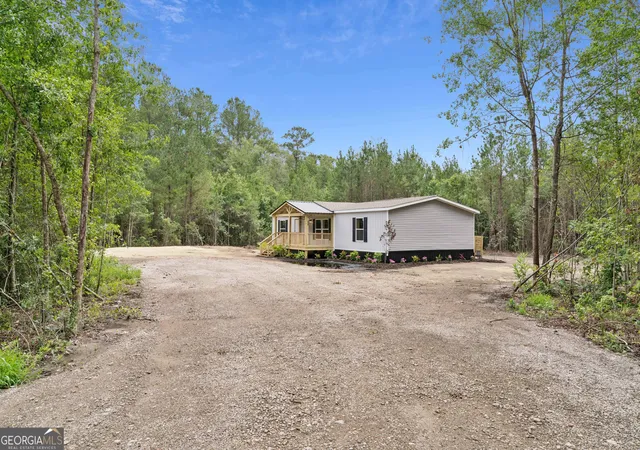 1st image of 9 N Riverhill Trl, Brunswick, GA 31525 | MLS# 10792178