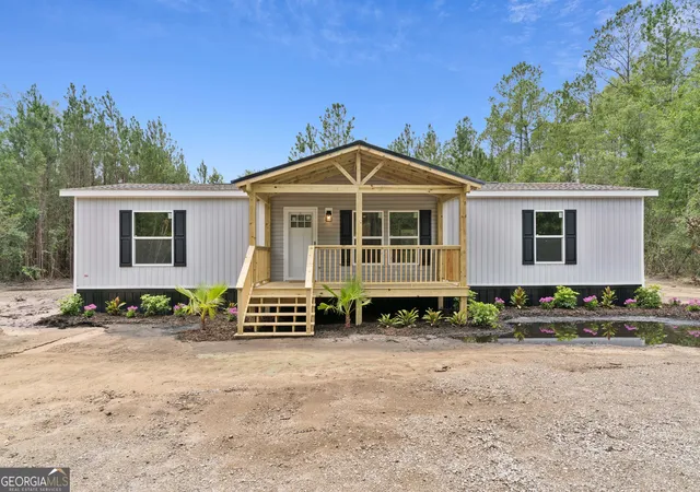 3rd image of 9 N Riverhill Trl, Brunswick, GA 31525 | MLS# 10792178