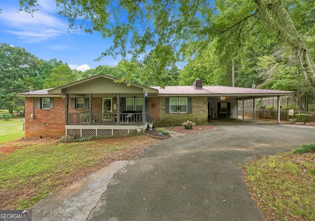 1st image of 5 Elaine Dr Sw, Cave Spring, GA 30124 | MLS# 10815224
