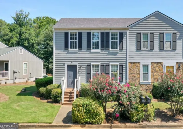 Photo 1 of Townhouse for sale at 502 Harbor Lake Ct, Marietta, GA 30066 | MLS# 10829886 | Listing updated on 2026-09-15