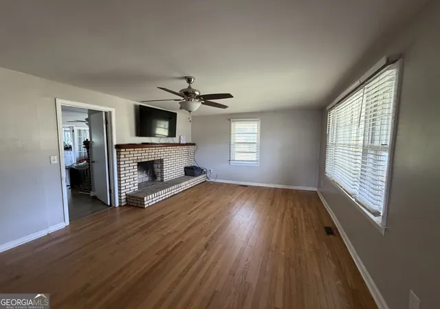 Photo 3 of House for sale at 948 Parham Town Rd, Bowman, GA 30624 | MLS# 10834460 | Listing updated on 2026-09-10