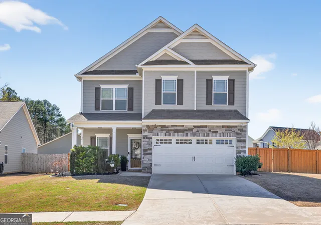 2nd image of 321 Eagles Bluff Wy, Hoschton, GA 30548 | MLS# 10817336