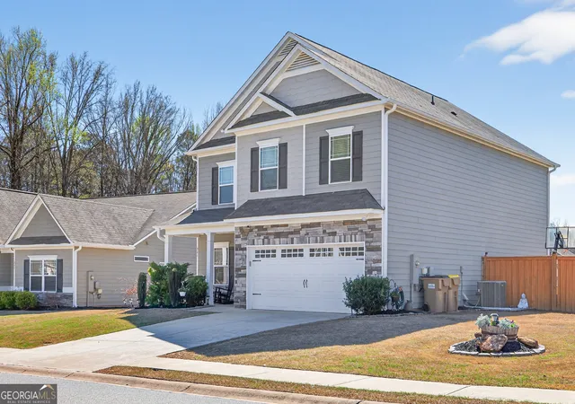 4th image of 321 Eagles Bluff Wy, Hoschton, GA 30548 | MLS# 10817336