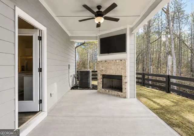 Photo 2 of Townhouse for sale at 1971 Walton Ct #5, Tucker, GA 30084 | MLS# 10828886 | Listing updated on 2026-09-09