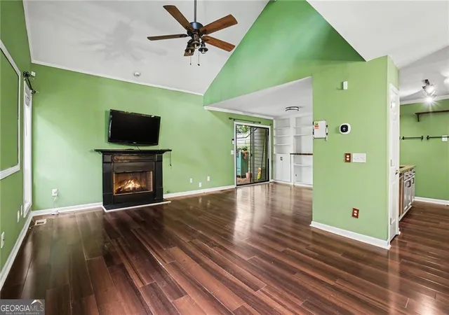 Photo 3 of Townhouse for sale at 1006 Creatwood Cir Se, Smyrna, GA 30080 | MLS# 10806062 | Listing updated on 2026-08-23