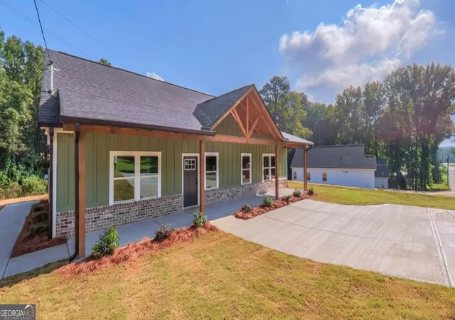 2nd image of 1116 Whispering Hills Dr, Bremen, GA 30110 | MLS# 10824489