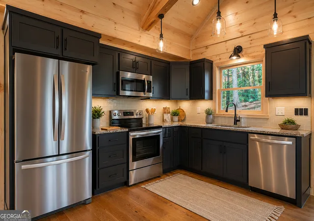 Photo 3 of Single family home for sale at 100 Crystal Oliver Ln, Blue Ridge, GA 30513 | MLS# 10767942 | Listing updated on 2026-07-24