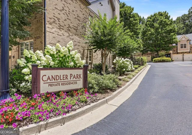 3rd image of 860 Candler St #9, Gainesville, GA 30501 | MLS# 10800549