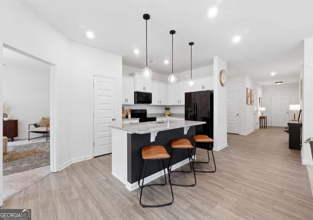 Photo 3 of Single family home for sale at 120 Royal Oak Dr Ne, Rome, GA 30165 | MLS# 10812691 | Listing updated on 2026-09-20