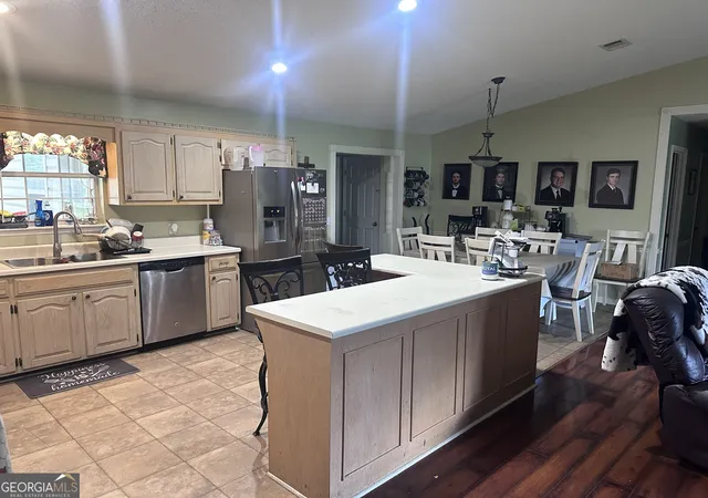 5th image of 135 Brandon St, Baxley, GA 31513 | MLS# 10801273